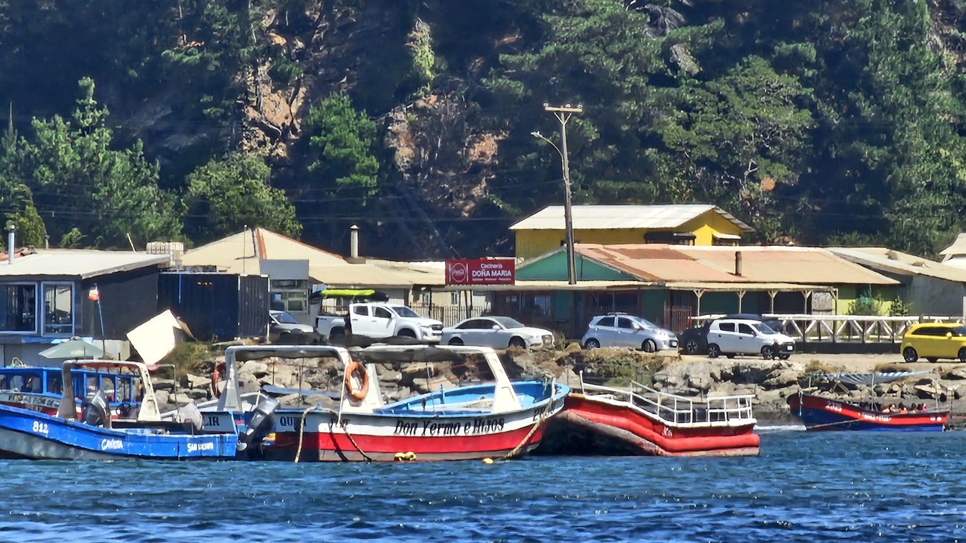 Embarcaciones de Caleta Lenga